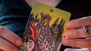 Лучшее объяснение  как работает Таро.