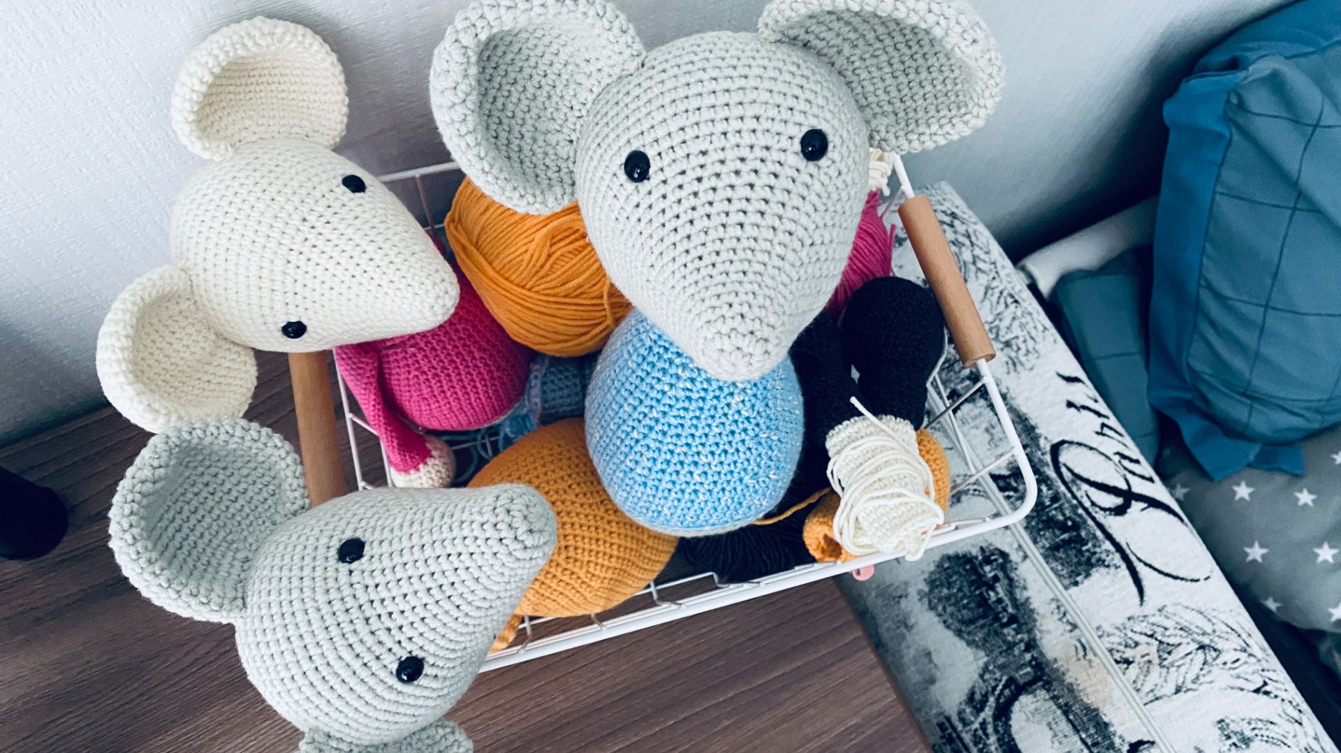 Обзор моих вязальных процессов смотреть онлайн