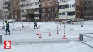 Труба выпала из кузова грузовика на ходу! Она стала препятствием для автомобилистов