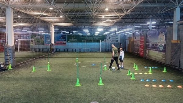U 10 Football Individual training for mobility and ball sense.