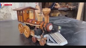 Изготовление игрушки - деревянного паровозика. Пакистан