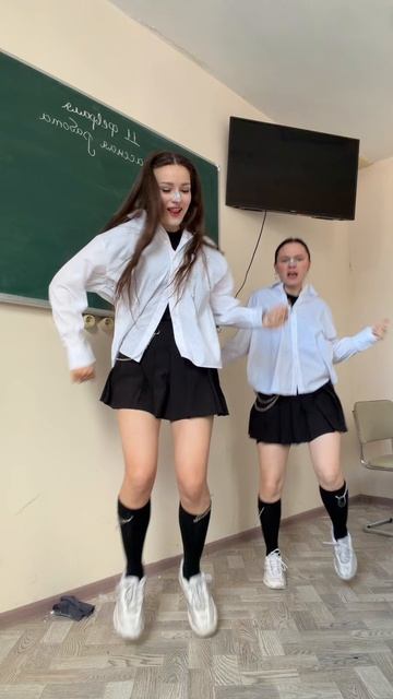 НЕ ЗАВИДУЙ, ЗАЙ - слушать на всех площадках 💅🏼💗 смотреть онлайн