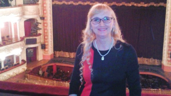 В оперном театре