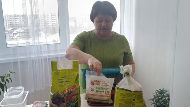 Готовимся к посеву лука на рассаду. Грунт, семена, тара, заправка для грунта. смотреть онлайн