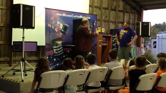 Zig Zag with Miss Memphis смотреть онлайн