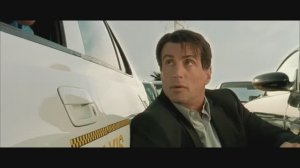 Такси 3. Даниэль подвозит Сталоне в аэропорт.