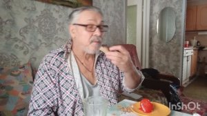 Когда жены дома нет, решил перекусить🤣