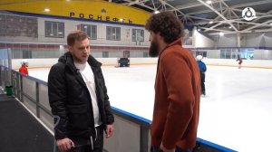 Спорт. Александр Плотников — тренер хоккейной команды «Асса»