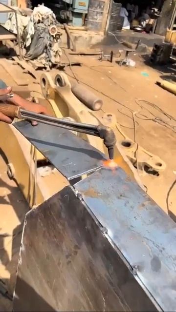 Удивительная техника регулировки железной пластины с помощью газа