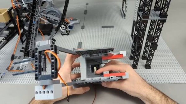 Бесконечная Конфетная Фабрика Lego [720] [audiovk.com]