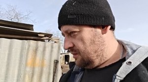 Ремонт автопоилки в курятнике, ремонт блока ГБО, стоит теплая погода.