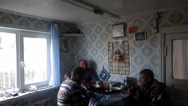 У бабушки в деревне 11 мая 2014 года (посадка картошки) 13 часть