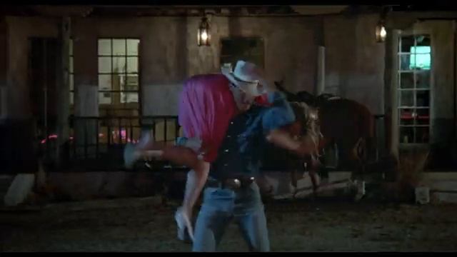 Официальный трейлер "Без ума от любви (1985)" смотреть онлайн