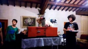 Arianna tagliata in 3 parti