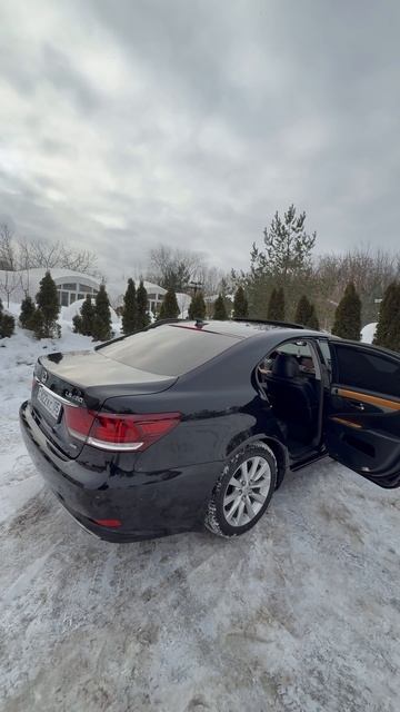 Lexus LS460 смотреть онлайн