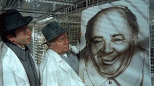 КТО СИДИТ? ВСЕ СИДЯТ!!! сцена из фильма Убить дракона