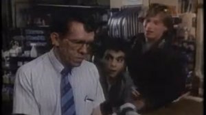 Официальный трейлер "Playing for Keeps (1986)"