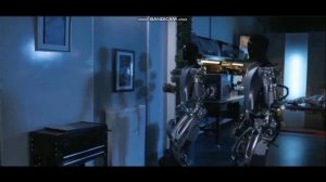 Илон Маск показал, как два робота Оптимуса собираю третьего робота Оптимуса