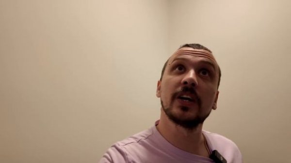 ПОЧЕМУ В США НЕТ ДВЕРЕЙ В ТУАЛЕТ_ 🇺🇸 Шок-планировка и уборка дома(Дабл Трабл 🌎)