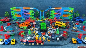 Мультики для детей | Игрушечный поезд и внедорожные машинки — залипательное видео