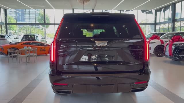 Cadillac Escalade ESV 2026 обзор смотреть онлайн