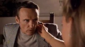 Официальный трейлер "Обратный след / Backtrack (1990)"