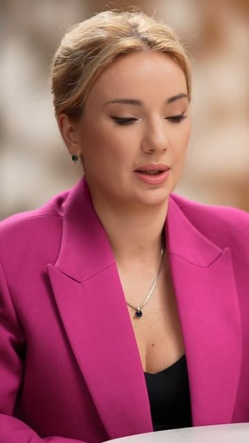 От врача в обычной клинике до своей студии косметологии