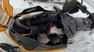 Снегоход stels ставр ,большой снег как себя ведёт снегоход ,покатушки по Волге.