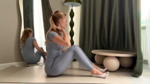 Зарядка с мфр роллом на проработку болевых точек, запуск лимфы и кровообращения