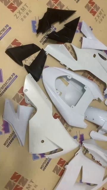 г. Абакан Kawasaki Ninja ZX-10R 2004-2005 ||| мотопластик.рф