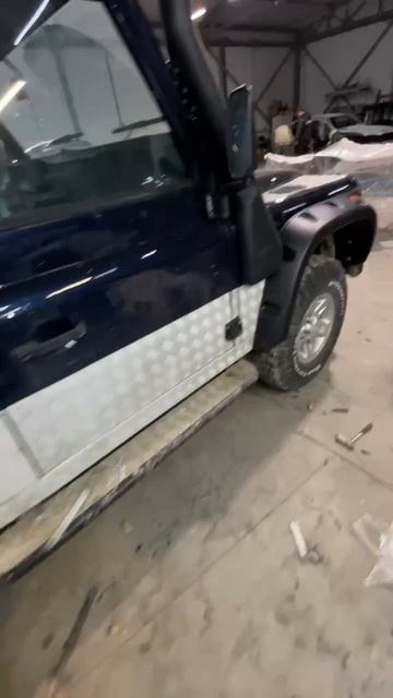 Привезли из Китая и установили расширения для Land Rover Defender💪
