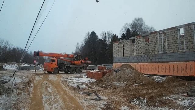 Рейс. Чайковский - Мокино. Везу кирпич. Строят школу. смотреть онлайн