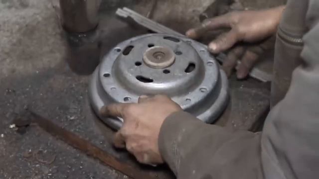Изготовление железного обода колеса процесс, включающий горячую штамповку, прокатку и обработку. смотреть онлайн