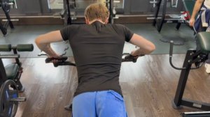 Тренировка спины эктоморфа с правильной техникой. Ученик Grand Па Смита, Степан