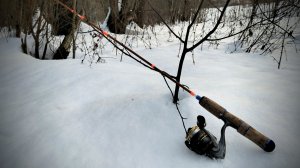 НОВАЫЙ ЗИМНИЙ СТЕКЛОСПИННИНГ