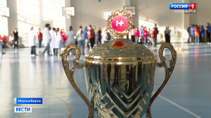 Новосибирские школьники отработали навыки спасения на фестивале первой помощи