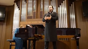 Валерий Макаров исполняет каватину Тонио Доницетти. Фортепиано — Ольга Воробьёва