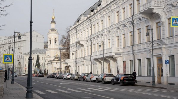 Дом с Атлантами, Penthouse 397