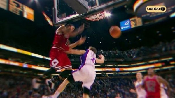 выведение номера Деррика Роуза