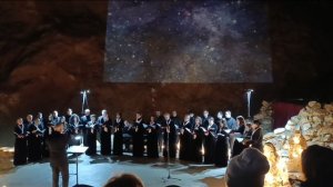 9. Колыбельная. 10. Рождество ( П.Петров). Концерт в Новоафонской пещере 03.01.2026.