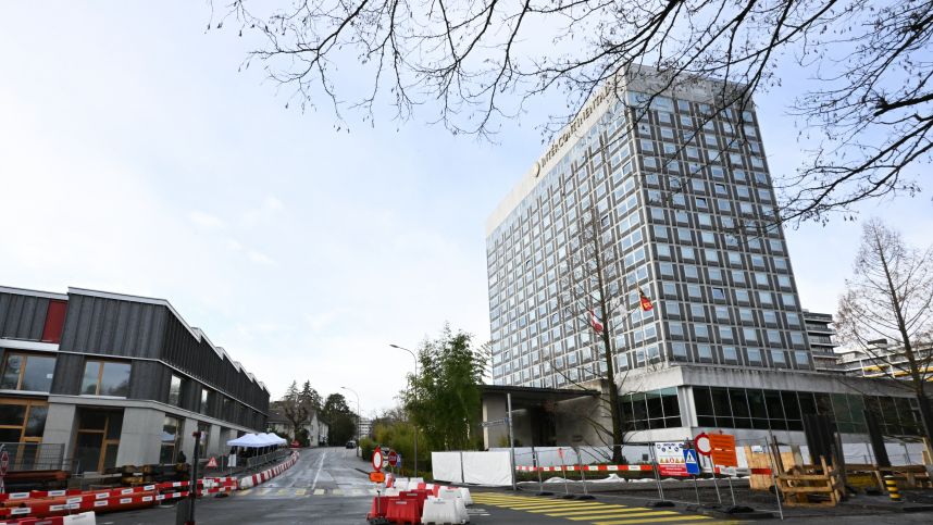 Состав российской делегации на переговорах в Женеве назвали «тревожным сигналом для Украины» смотреть онлайн