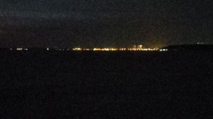 По ночи доехал на лыжах по Обскому морю до дикого нудистского пляжа, ляпота! Темно, огни, холод ⛷️