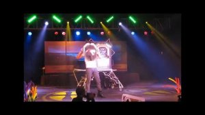 Girl CUT into Pieces The Device Illusion by Michael Barron 2011