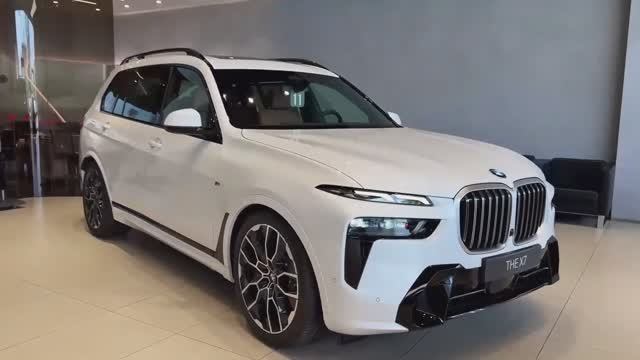 BMW X7 M-Sport 2026 обзор смотреть онлайн