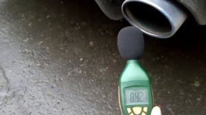 Измеряем громкость выхлопа на резонаторах Fujitsubo