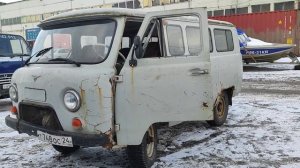 Автоэлектрик Владимир ремонтирует бесплатно УАЗик для наших ребят