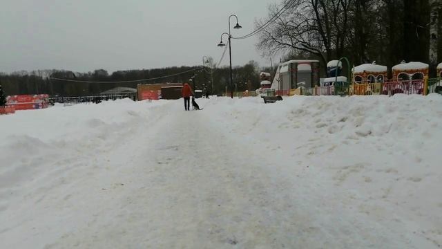 Дрессировщик Алтайский Игорь тренировка дворняжки.