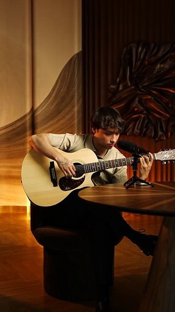 Да, именно эту песню мы разберем на бесплатном обучении