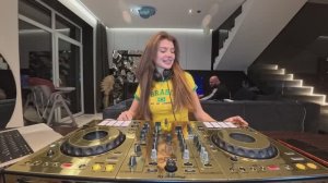 Kaya Lum - House Home Set