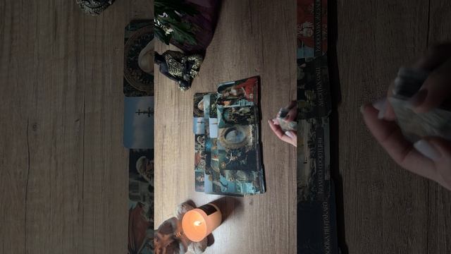 ⁉️🔥 КАК ИЗМЕНИЛИСЬ ЧУВСТВА ЗАГАДАННОГО ЧЕЛОВЕКА К ВАМ ⁉️🌸🫂❤️ таро расклад | гадание на таро смотреть онлайн